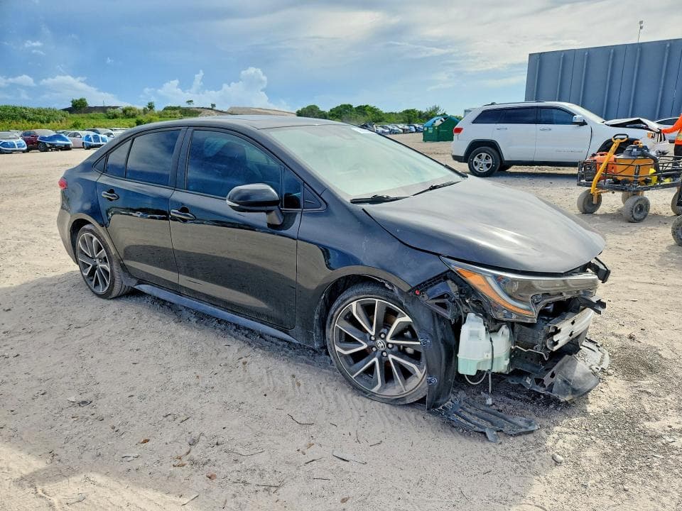 2020 TOYOTA COROLLA SE 4