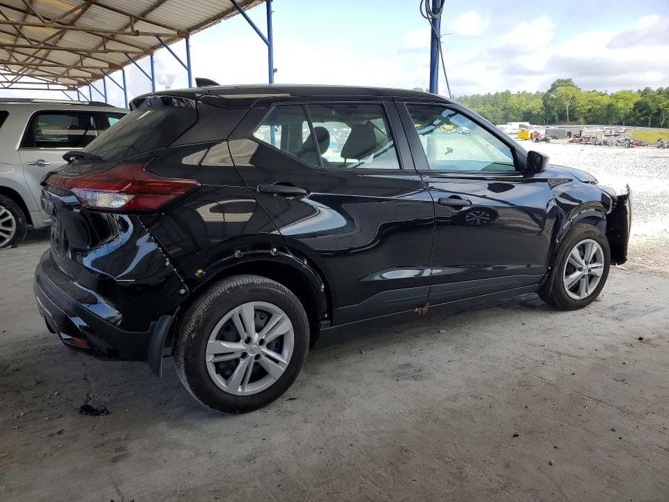 2024 NISSAN KICKS S 3