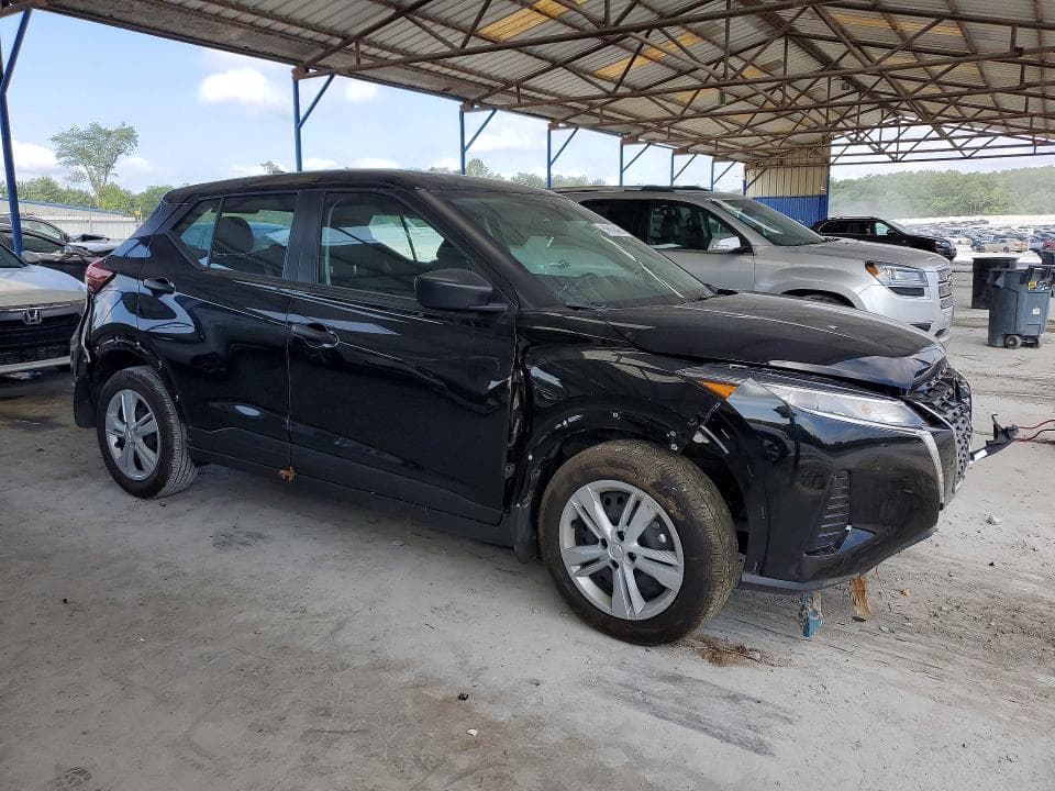 2024 NISSAN KICKS S 4