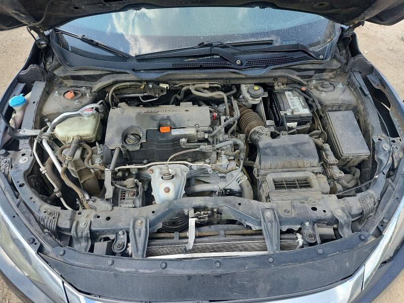 2018 HONDA CIVIC LX 11