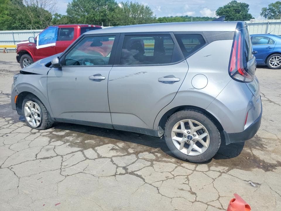 2023 KIA SOUL LX 2