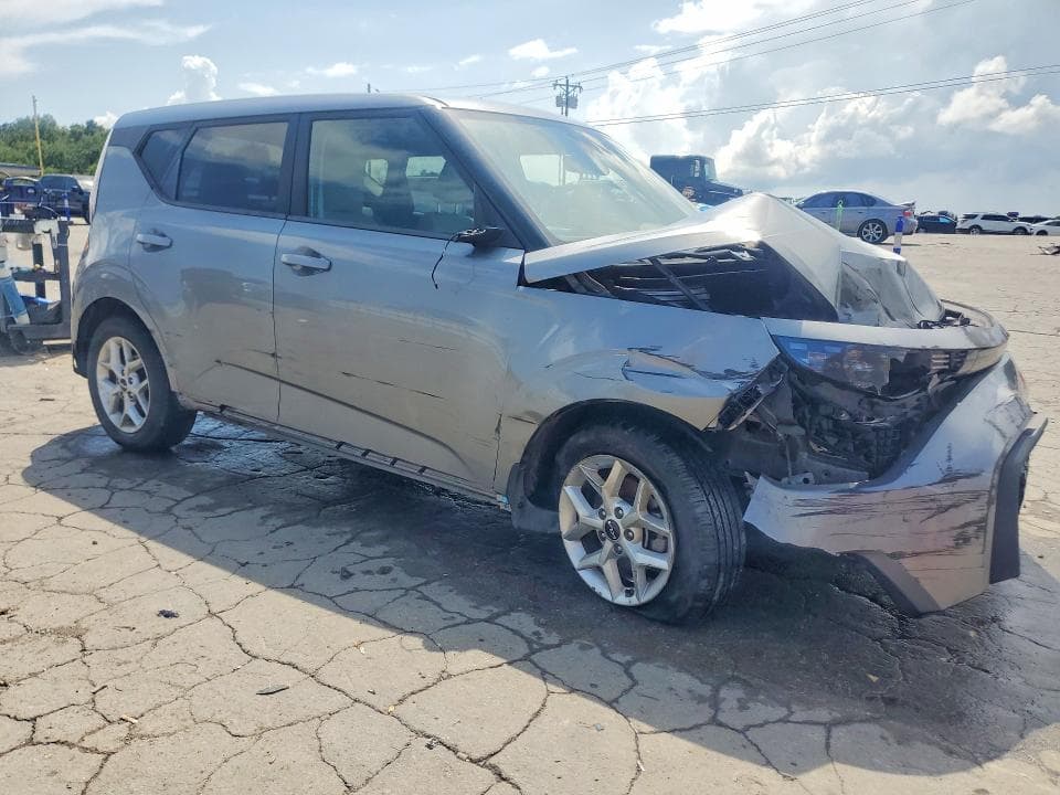 2023 KIA SOUL LX 4