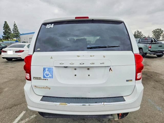 2017 DODGE GRAND CARAVAN SE 6