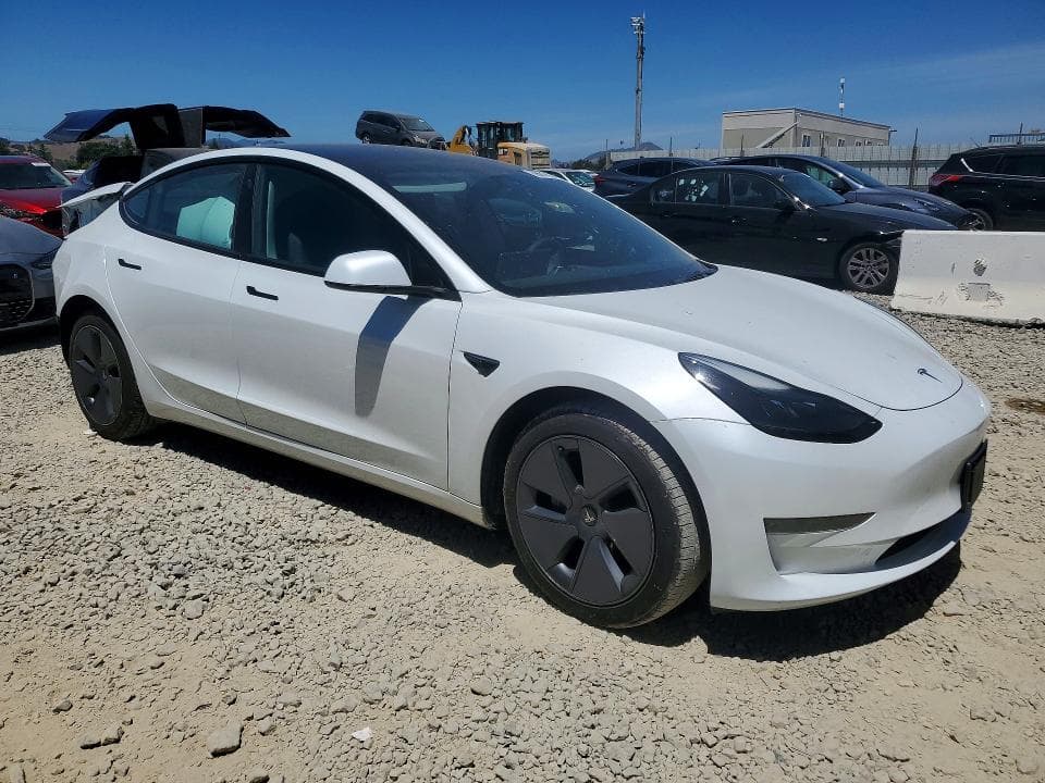 2023 TESLA MODEL 3 4