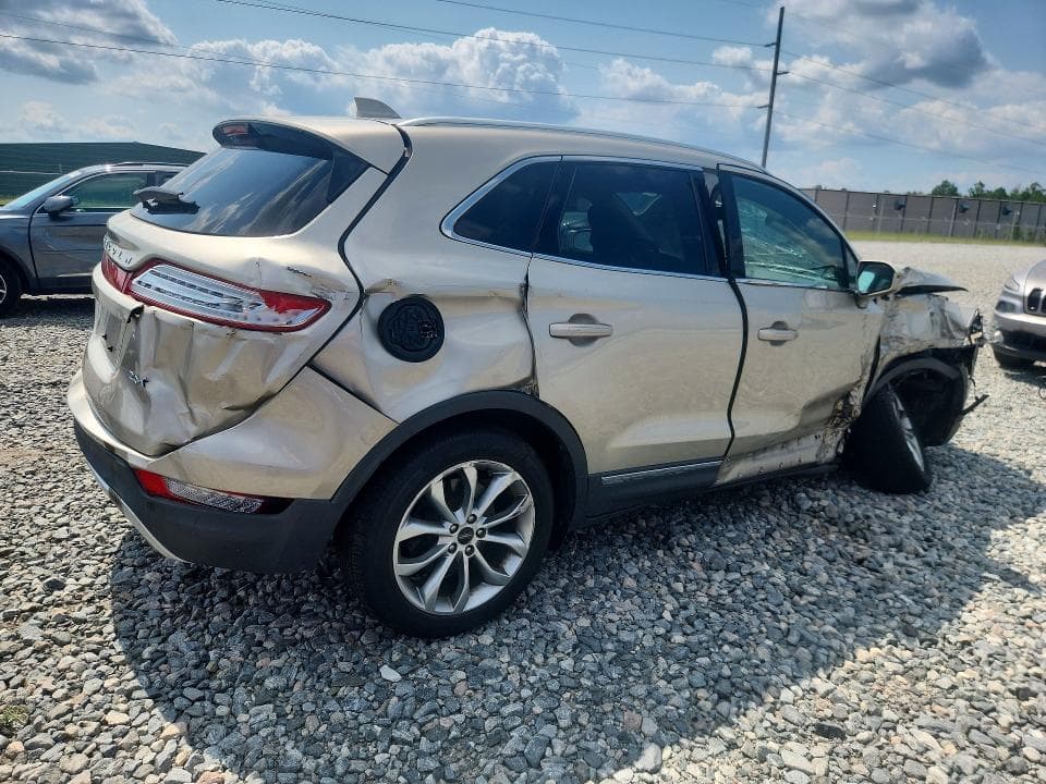 2017 LINCOLN MKC SELECT 3