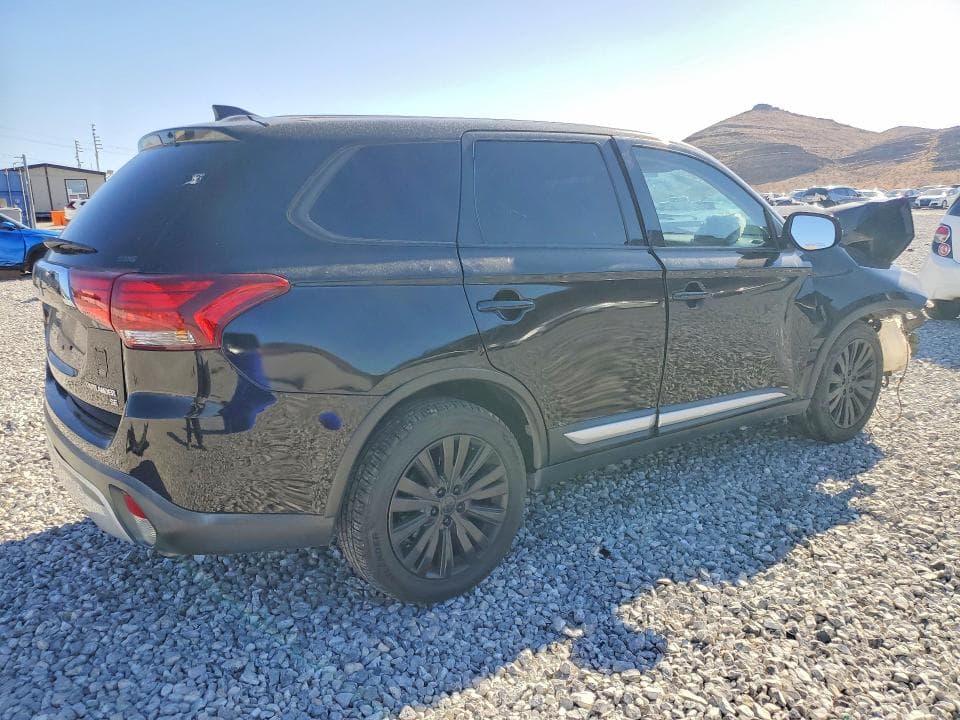 2019 MITSUBISHI OUTLANDER SE 3