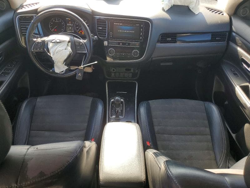 2019 MITSUBISHI OUTLANDER SE 8