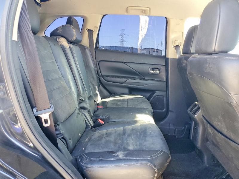 2019 MITSUBISHI OUTLANDER SE 10