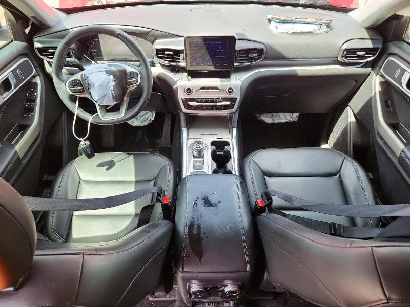 2022 FORD EXPLORER XLT 8