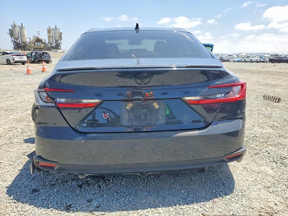 2025 TOYOTA CAMRY SE 6