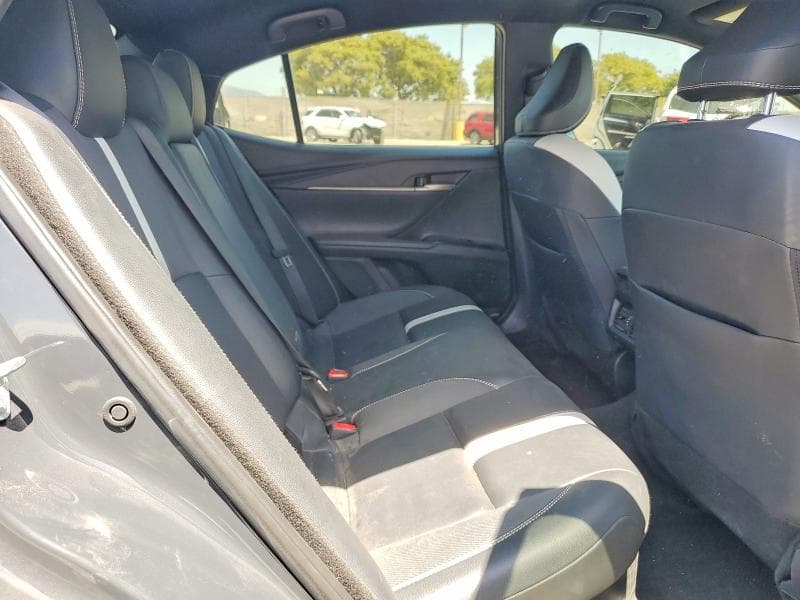 2025 TOYOTA CAMRY SE 10