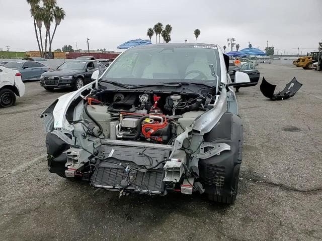 2024 TESLA MODEL Y 14