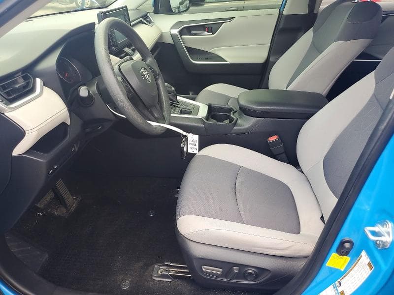 2019 TOYOTA RAV4 XLE 7
