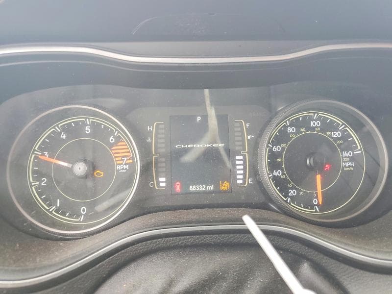 2021 JEEP CHEROKEE LATITUDE PLUS 9