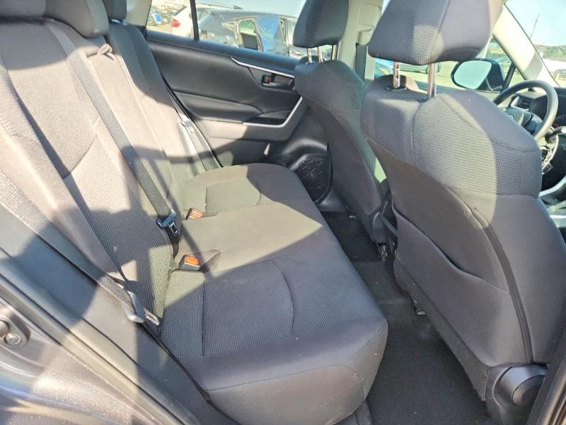 2020 TOYOTA RAV4 LE LE 10