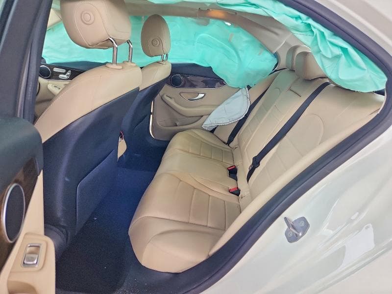 2019 MERCEDES-BENZ C 300 10