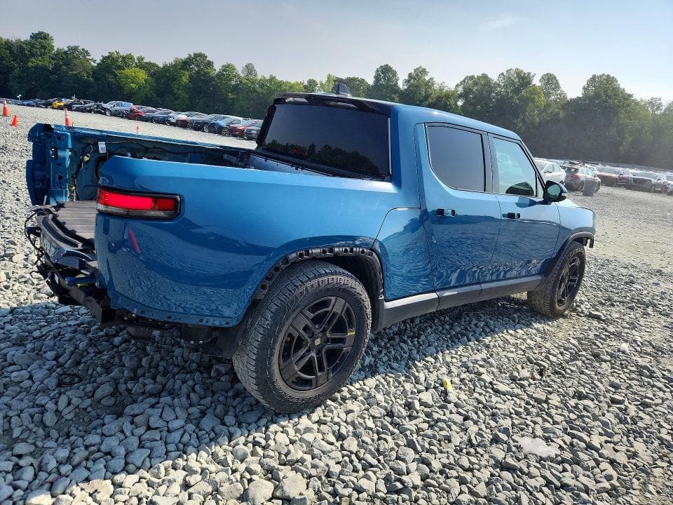2022 RIVIAN R1T ADVENTURE 3