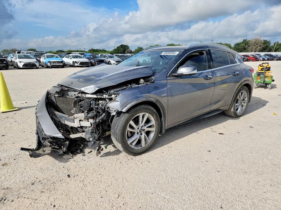 2019 INFINITI QX30 LUXE - 1