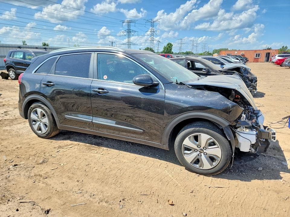 2019 KIA NIRO LX 4