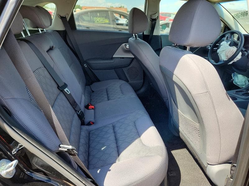 2019 KIA NIRO LX 10