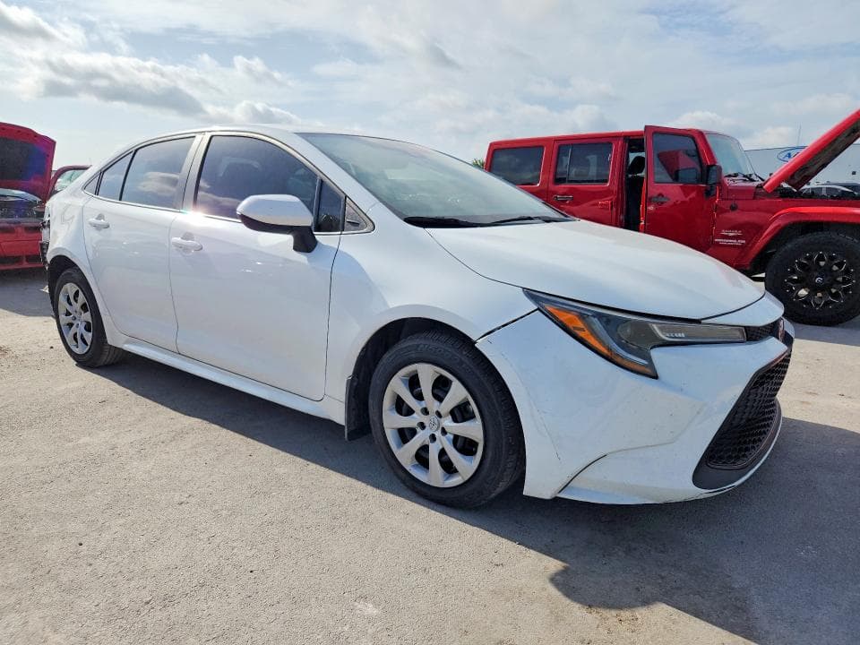 2022 TOYOTA COROLLA LE 4