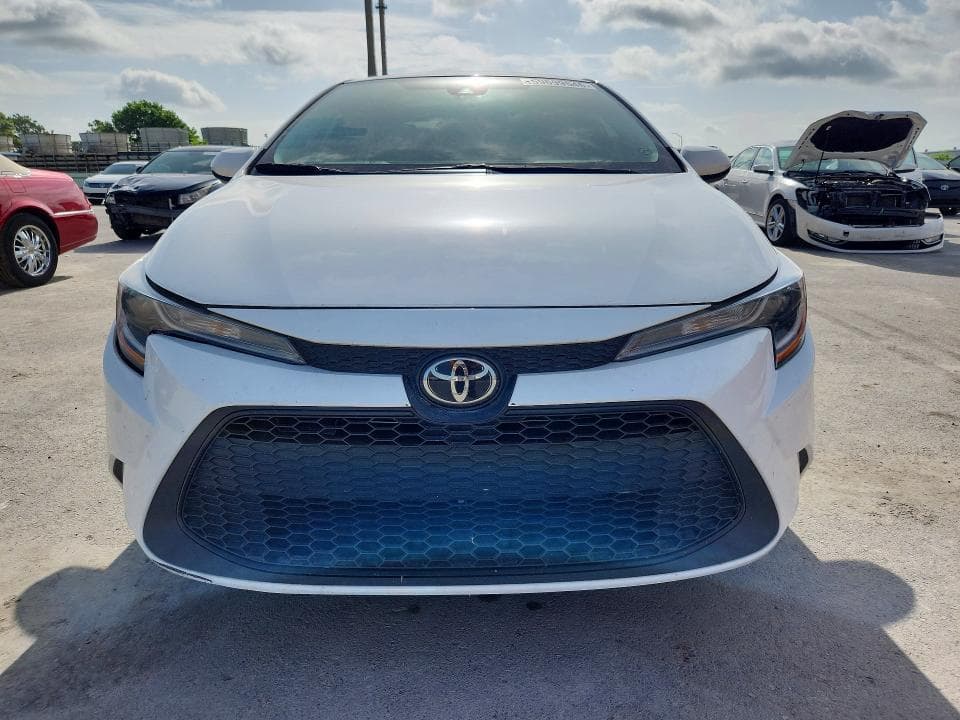 2022 TOYOTA COROLLA LE 5