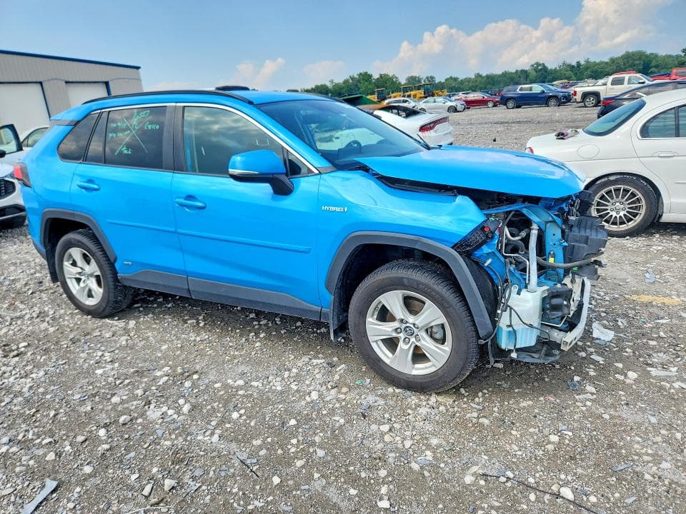 2019 TOYOTA RAV4 LE 4