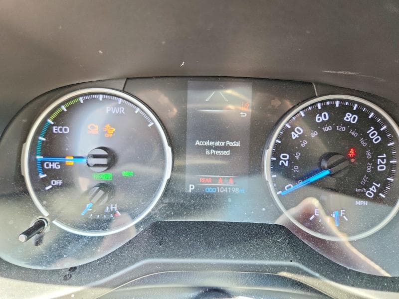 2019 TOYOTA RAV4 LE 9