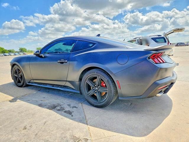 2024 FORD MUSTANG 2
