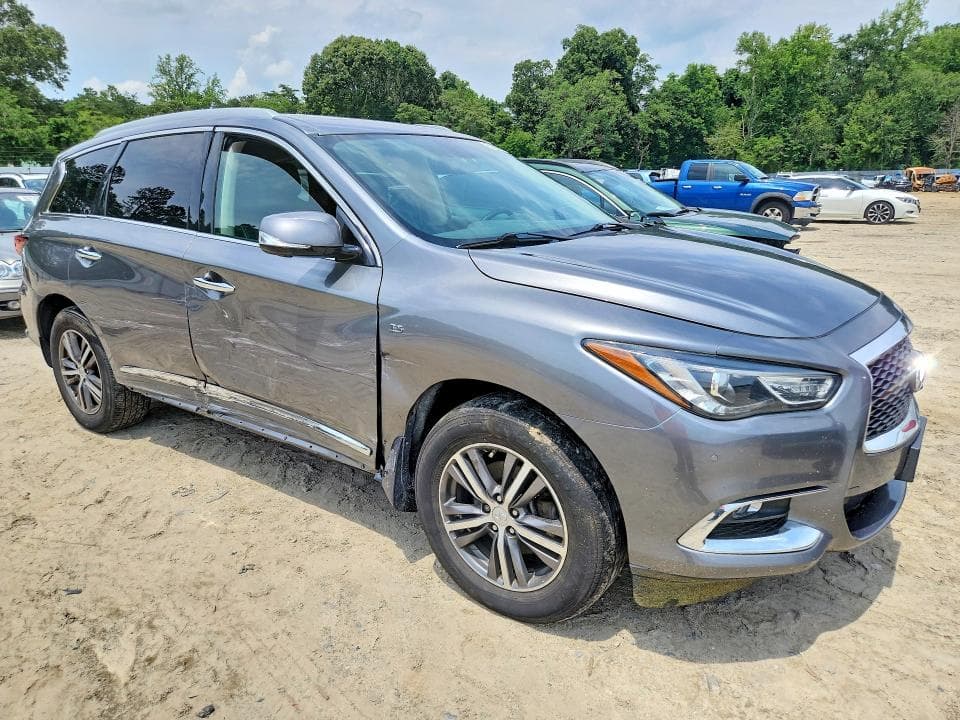 2017 INFINITI QX60 BASE 4