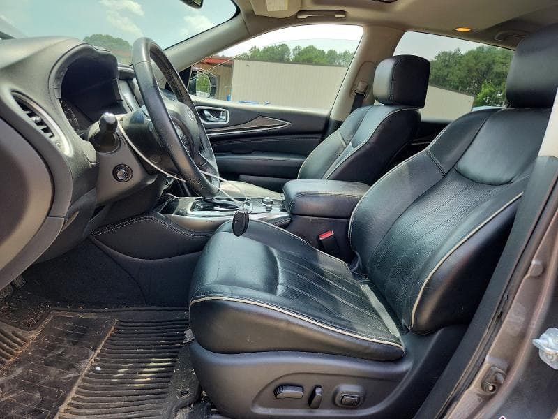 2017 INFINITI QX60 BASE 7