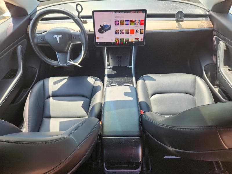 2019 TESLA MODEL 3 8