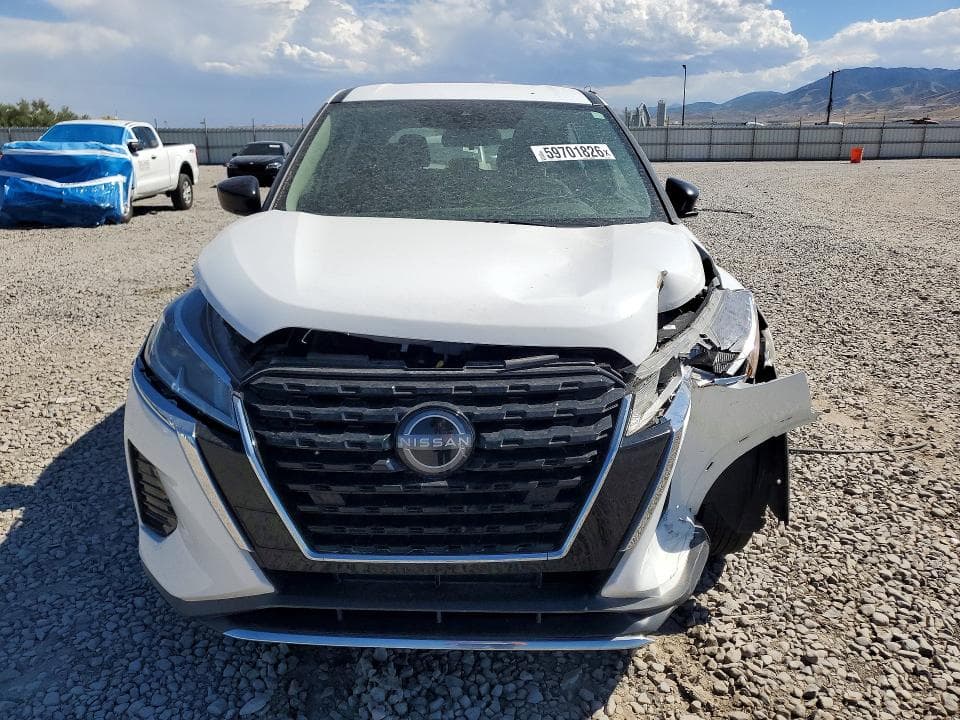 2023 NISSAN KICKS S 5