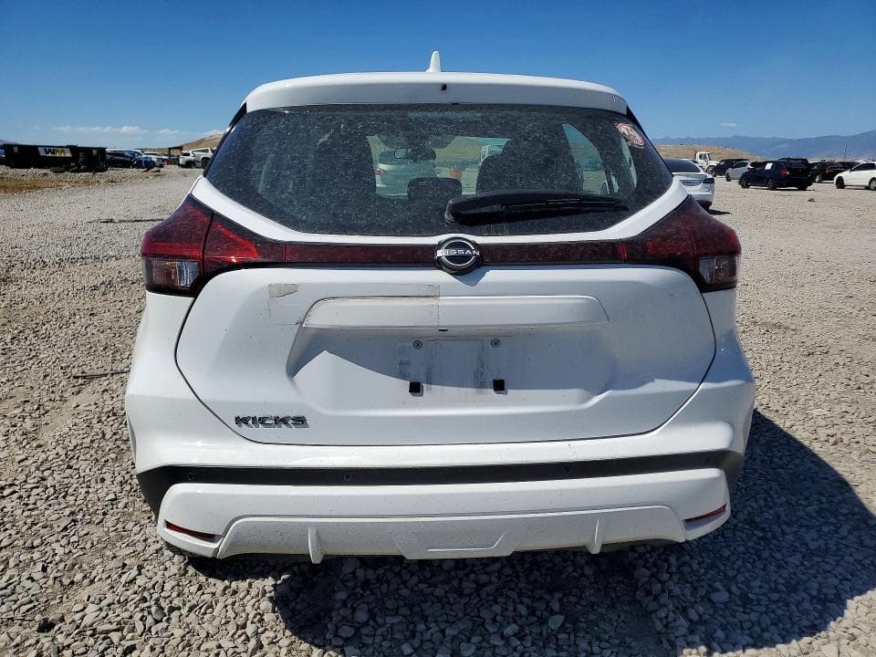 2023 NISSAN KICKS S 6