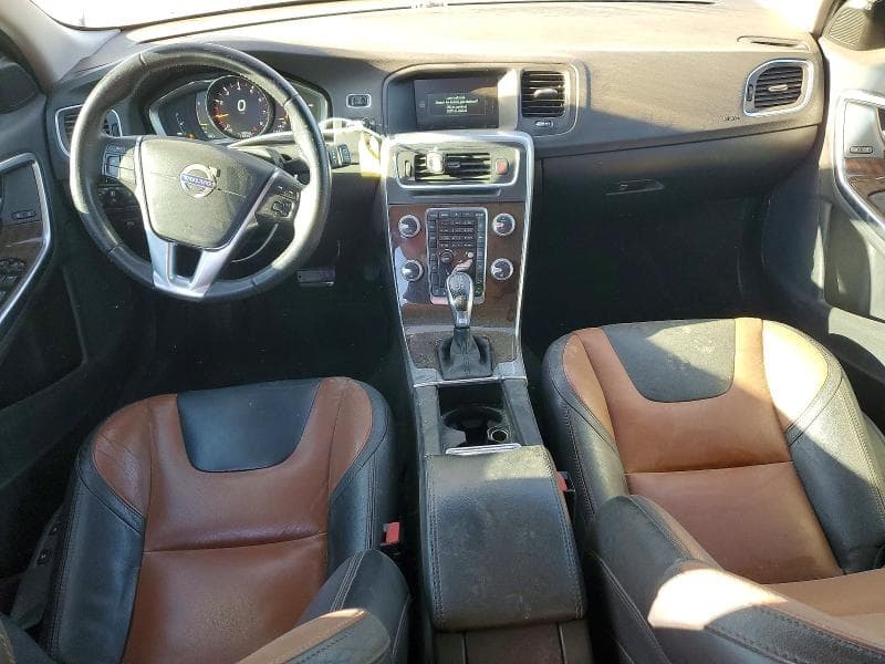 2017 VOLVO V60 CROSS COUNTRY PREMIER 8