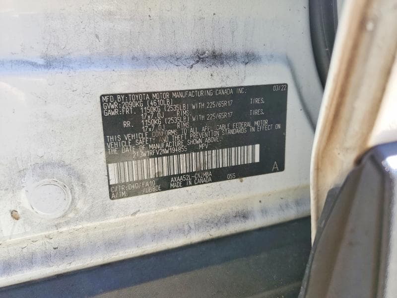 2022 TOYOTA RAV4 XLE 13