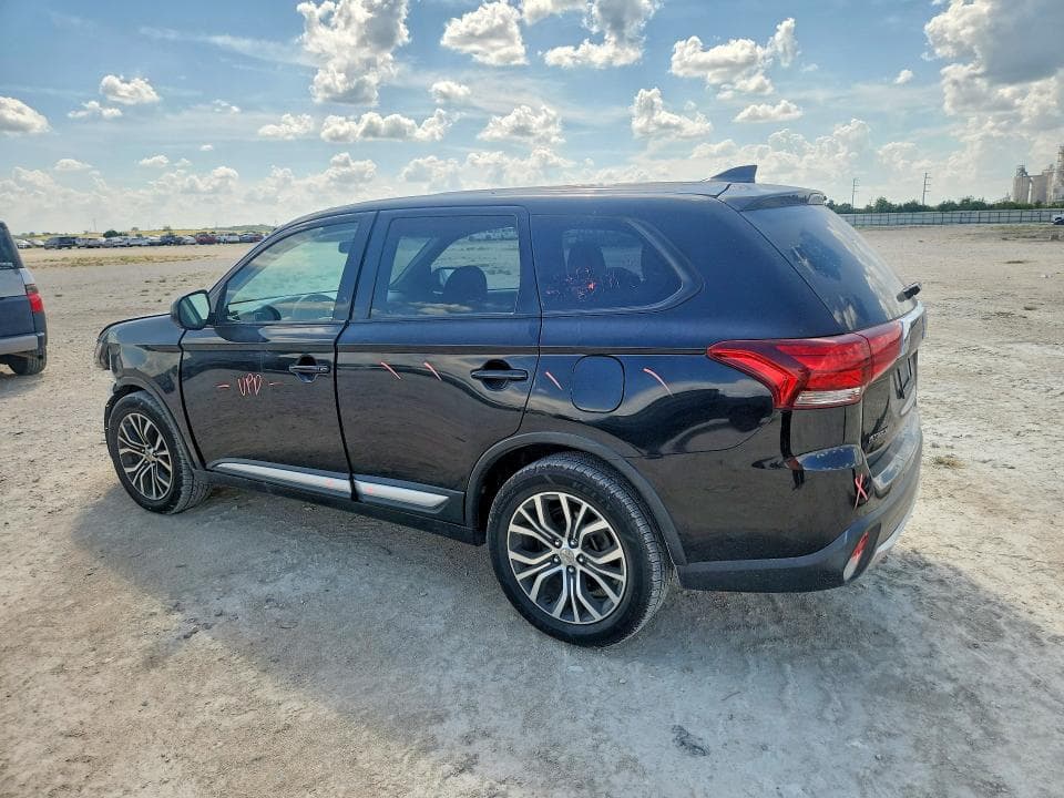 2018 MITSUBISHI OUTLANDER SE 2