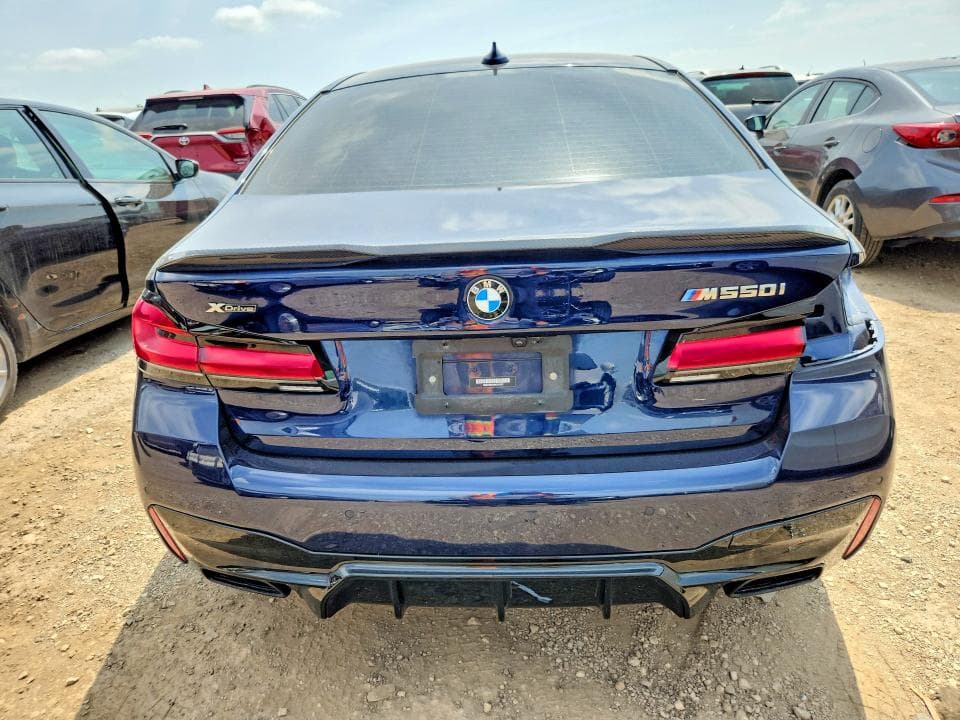 2021 BMW M550XI 6