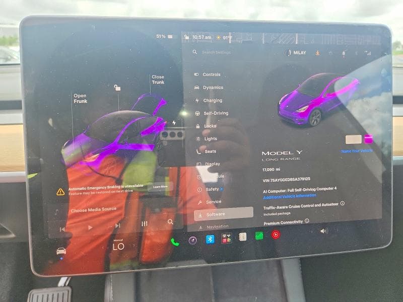 2025 TESLA MODEL Y 9