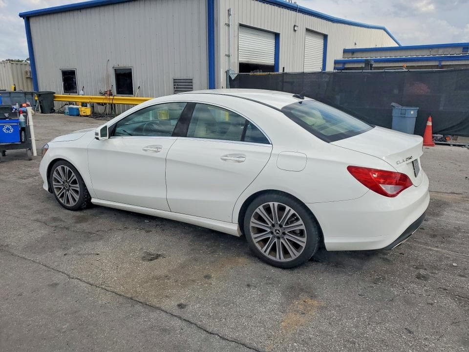 2018 MERCEDES-BENZ CLA 250 4MATIC 2