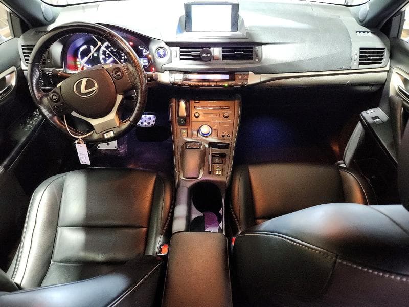 2017 LEXUS CT 200 200 8