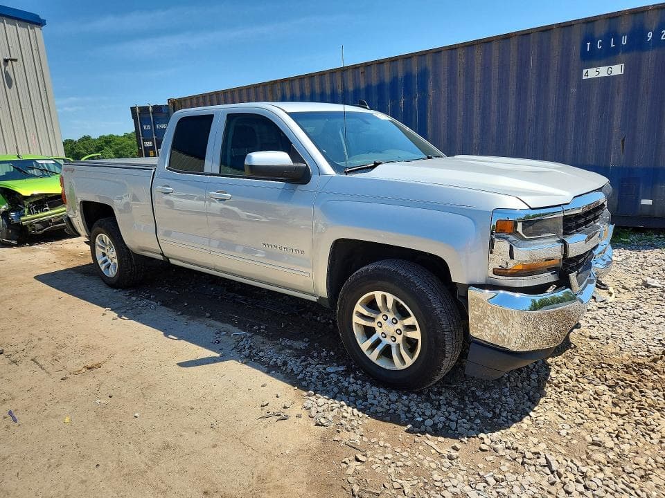 2017 CHEVROLET SILVERADO K1500 LT 4