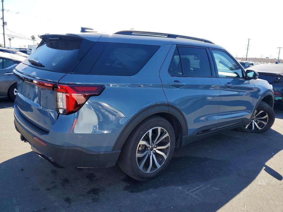 2025 FORD EXPLORER ST-LINE 3
