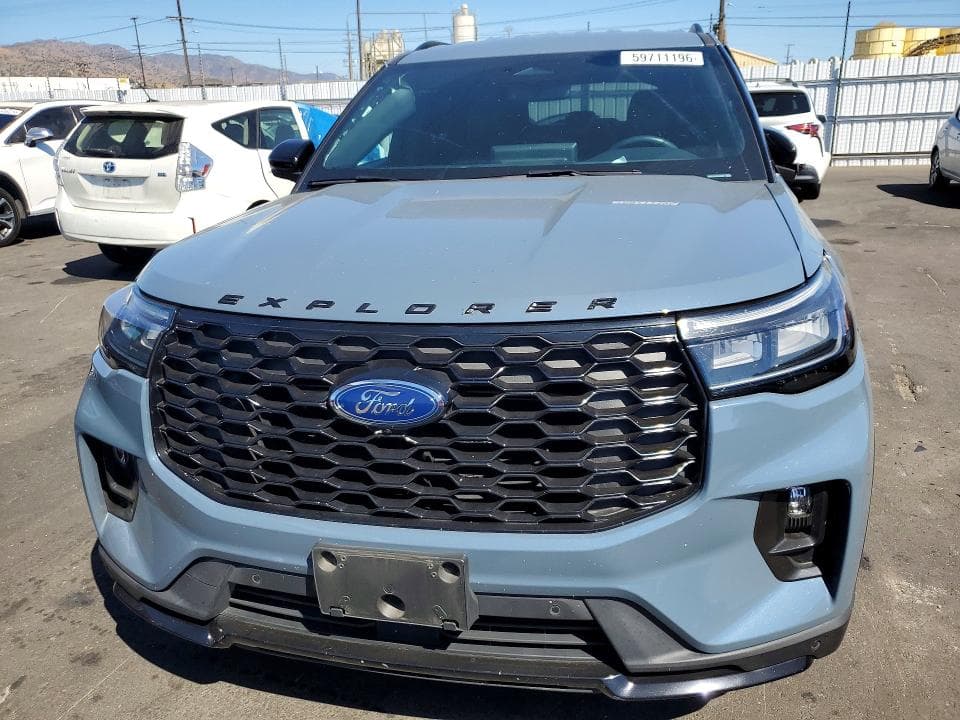 2025 FORD EXPLORER ST-LINE 5