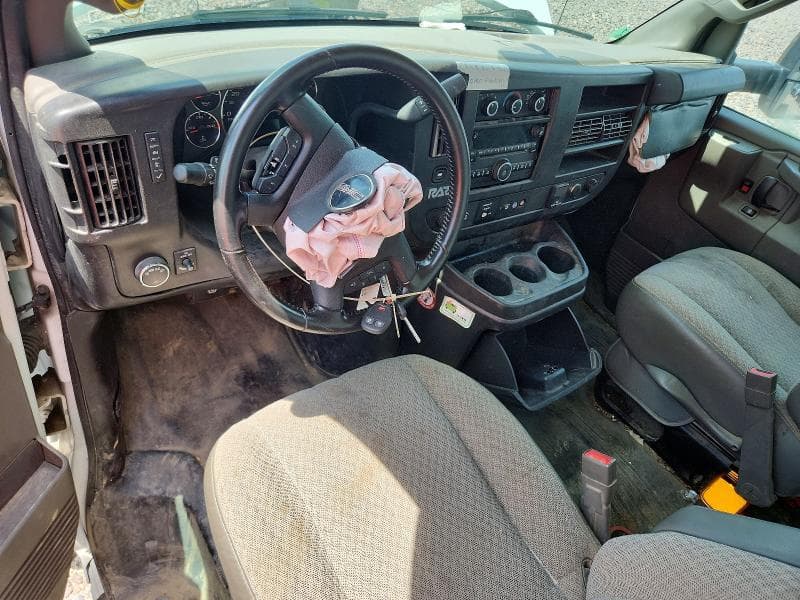 2020 GMC SAVANA CUTAWAY G4500 8