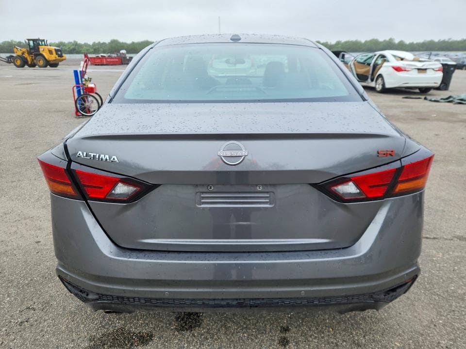 2025 NISSAN ALTIMA SR 6
