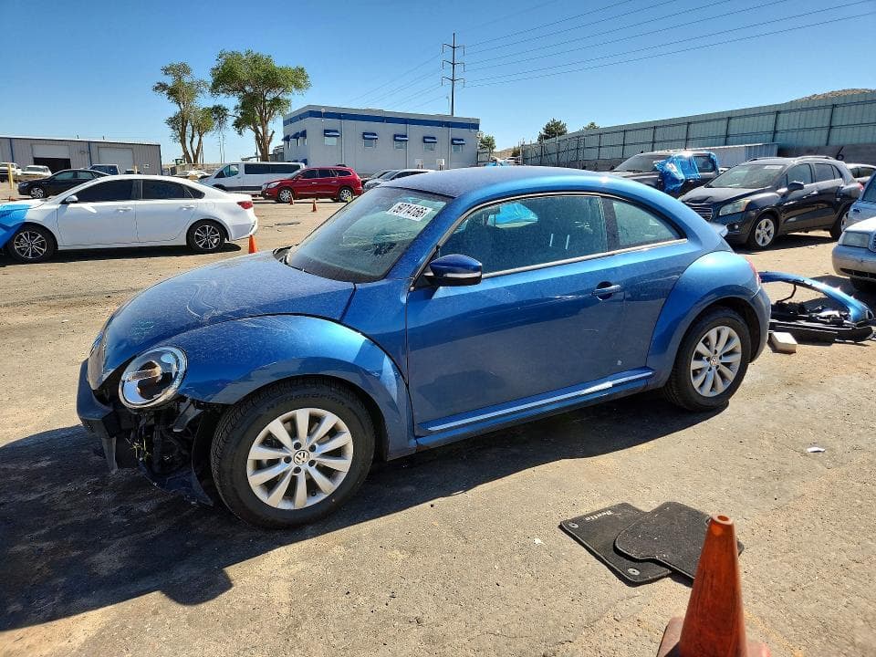 2019 VOLKSWAGEN BEETLE S 1