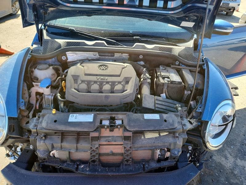 2019 VOLKSWAGEN BEETLE S 11