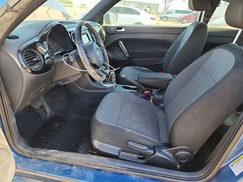 2019 VOLKSWAGEN BEETLE S 7