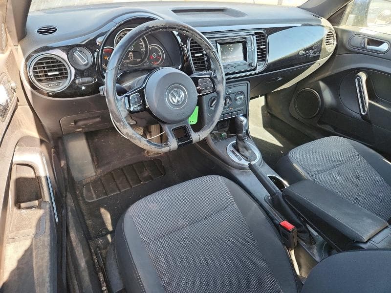 2019 VOLKSWAGEN BEETLE S 8